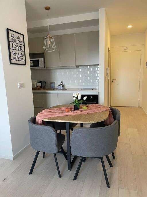 Apartament Hermoso Studio, Piso Alto Con Amenities V.Urquiza Buenos Aires Zewnętrze zdjęcie